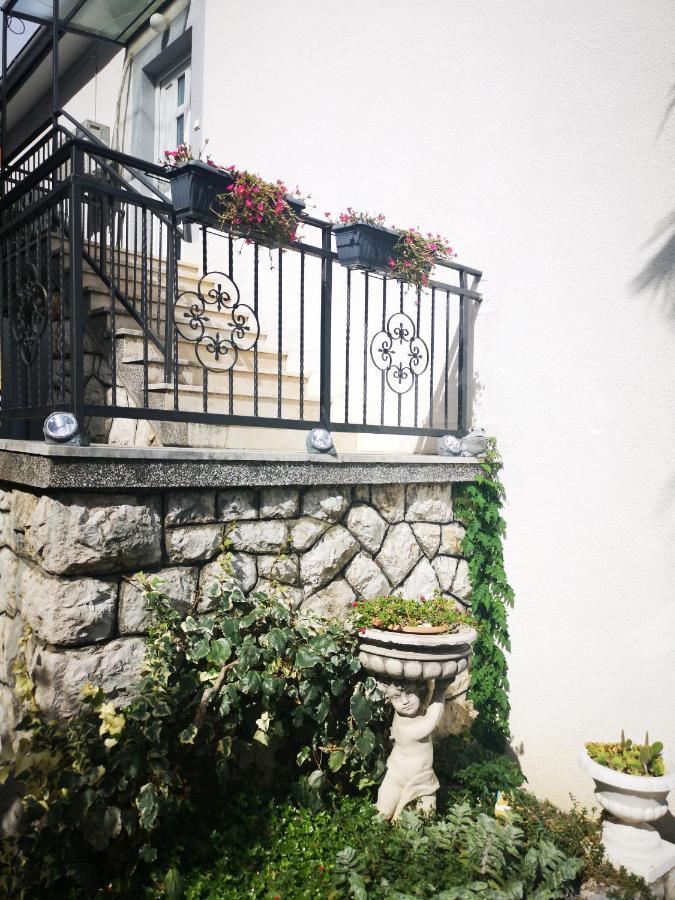 Apartments By The Sea Selce, Crikvenica - 16375 Exterior foto